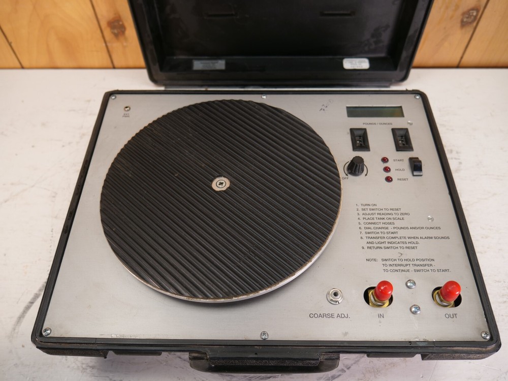 HITECH HI 900 ELECTRONIC REFRIGERANT CHARGING METER