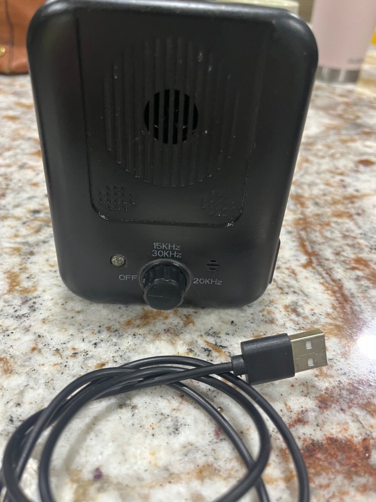 Ultrasonic dog barking device