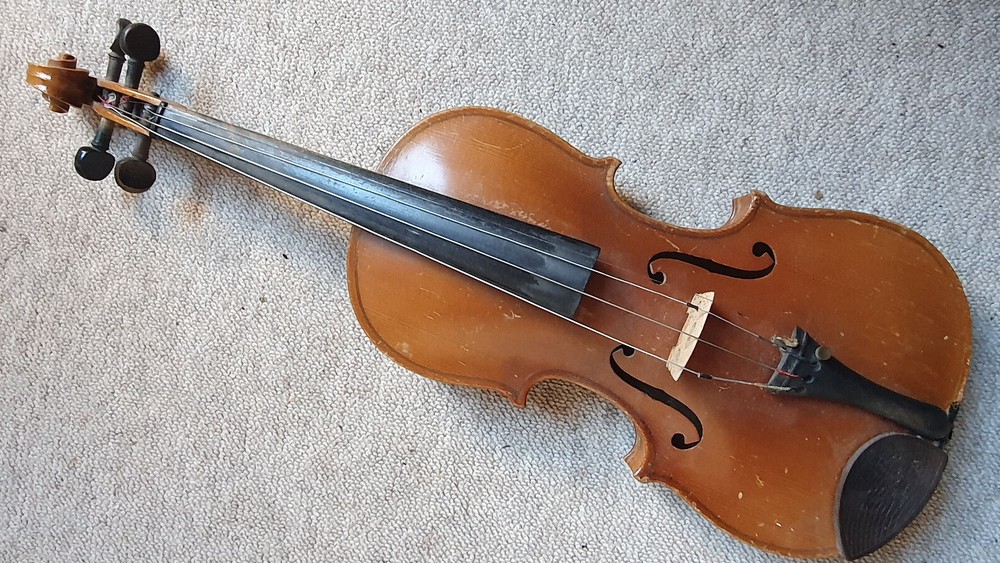 nice & old 3/4 Violin   violon "Stainer" branding" nicely flamed!