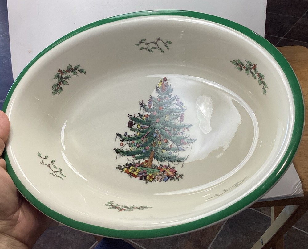 Spode Christmas Tree Oval Vegetable Baker Original Box
