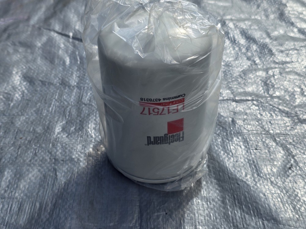 LF17517 Fleetguard Oil Filter