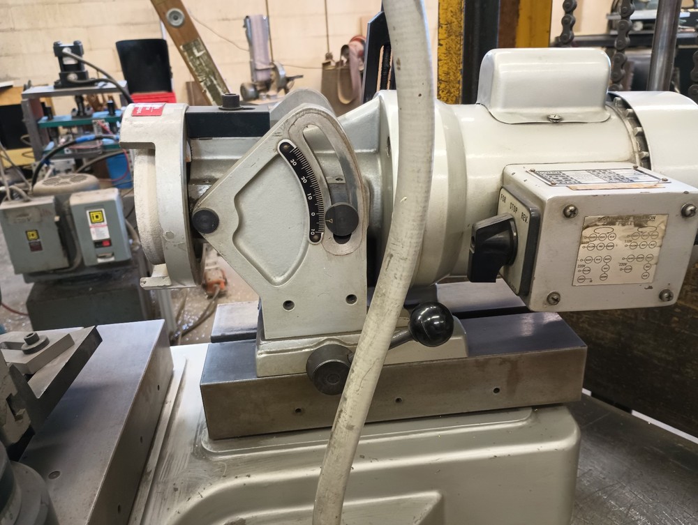 Cutter Master FCG-30 - Tool Grinder/ End Mill Sharpener