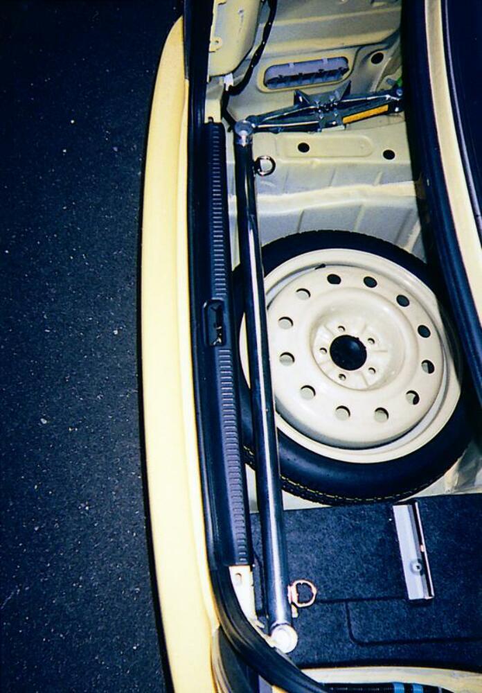 CUSCO 195 490 A Cusco Trunk Bar