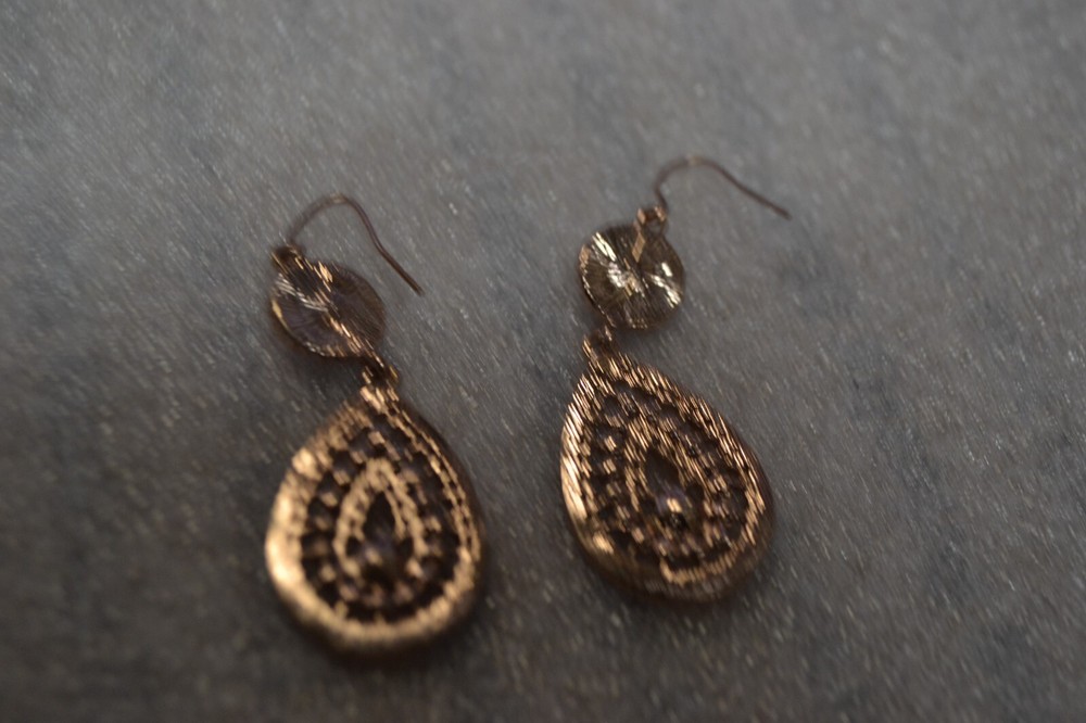 Vintage rhinestone tear drop earrings