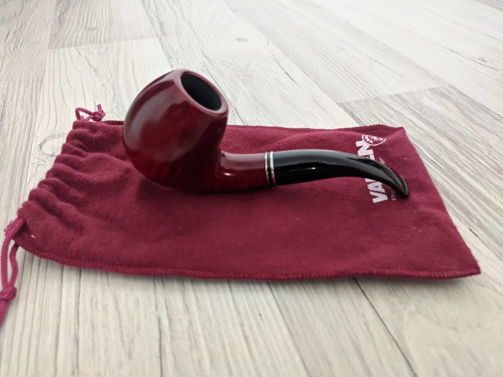 VAUEN PIPE BRAND NEW