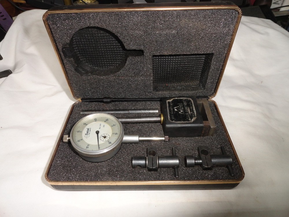Vintage Central Tools 6410 0-1" Dial Indicator With Magnetic Base