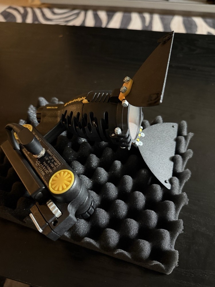 Dedolight DLOBML2 LED Light – Excellent Condition, Original Box