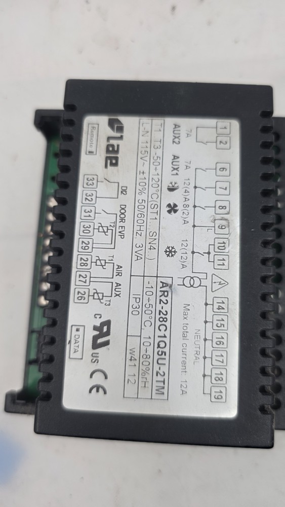 LAE AR2-28 Versatile Split Refrigeration Controller AR2-28C1Q5U-2TM