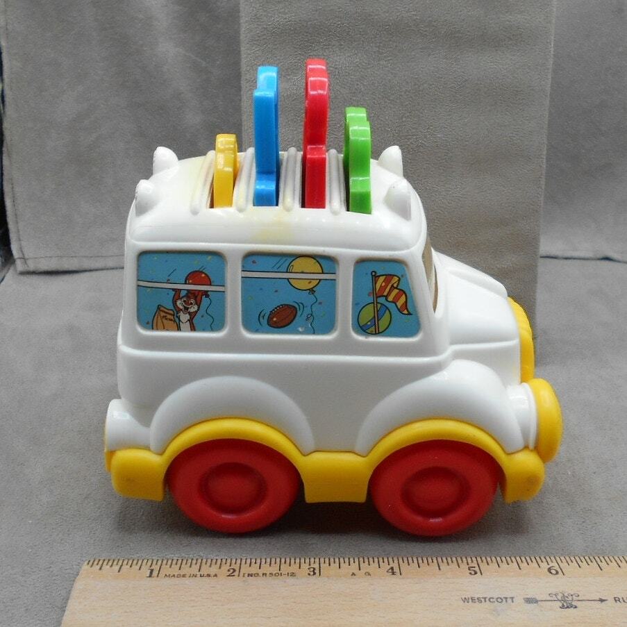 Vintage 1992 Disney Mickey & Friends Pull Bus Pop Up Mattel 5959 No Pull-string