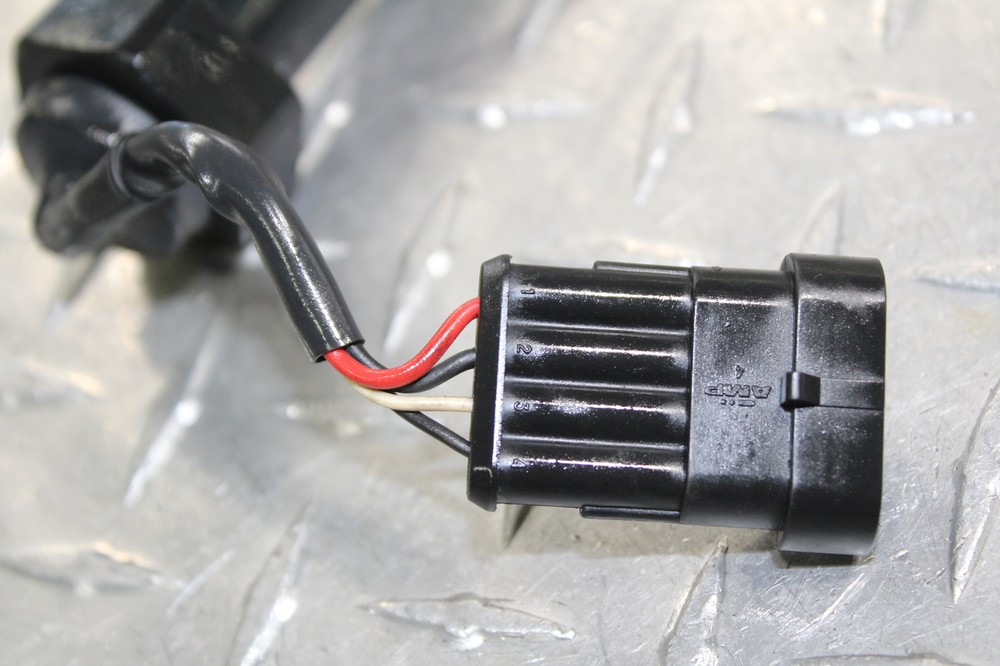 2002 DUCATI MONSTER 600 IGNITION COIL SPARK PLUG CAP