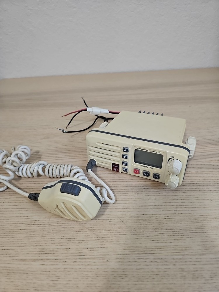 Standard Horizon ECLIPSE DSC Marine VHF GX1000s SHIPS AS SHOWN READ