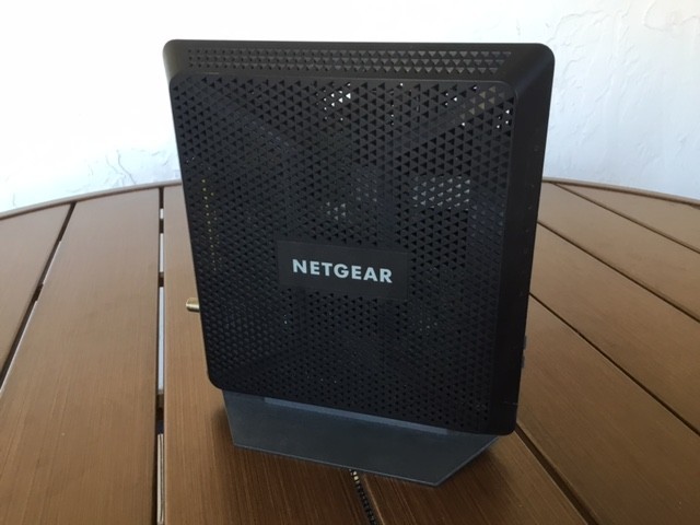 netgear AC1900 wifi cable modem router model c7000