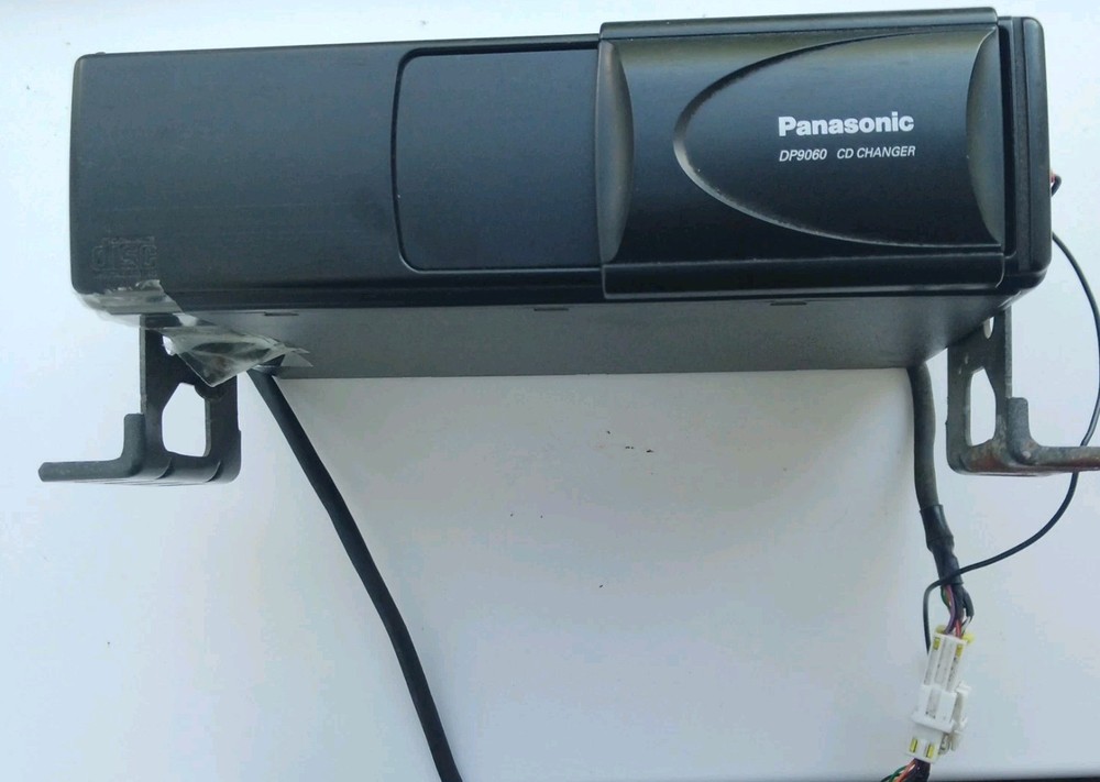 Citroen Berlingo MK1 Boot CD Multi Changer & Mounting Bracket
