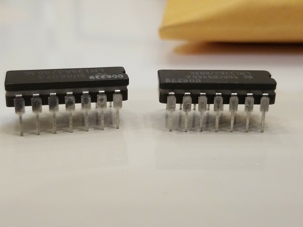 LM139AJ / DIP / 2/ PIECES (qzty)