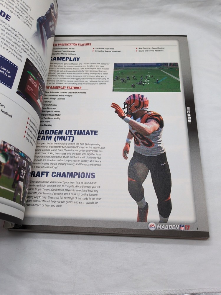 Madden NFL 17 Prima Official Strategy Guide Book