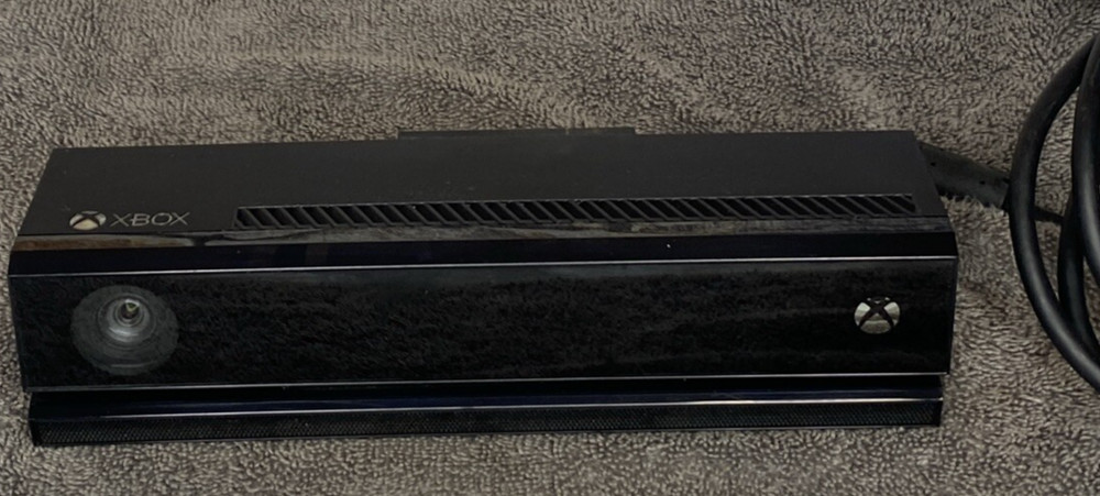 Microsoft Xbox One Kinect Wired Motion Sensor Black Model 1520 OEM