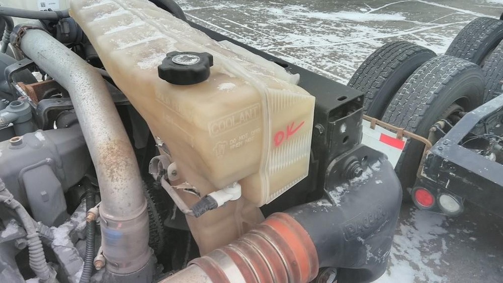 For 2021 PETERBILT 579 RADIATOR OVERFLOW TANK ,  OH