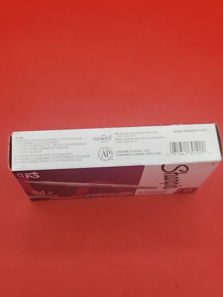 Sharpie Metallic Permanent Markers, Fine Point, Silver, 12 Count