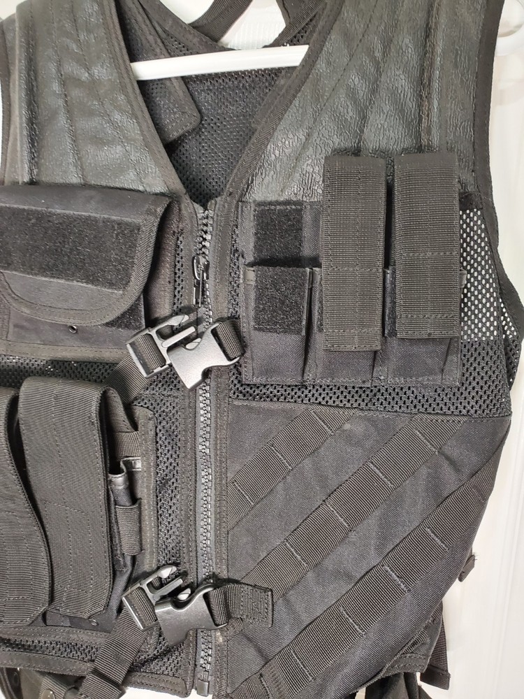 Black Tactical Utility Vest MOLLE Style Adjustable Multi‑Pocket - various uses
