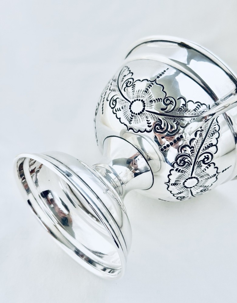 Solid Sterling Silver Twin Handled Cup London Fully Hallmarked 1932