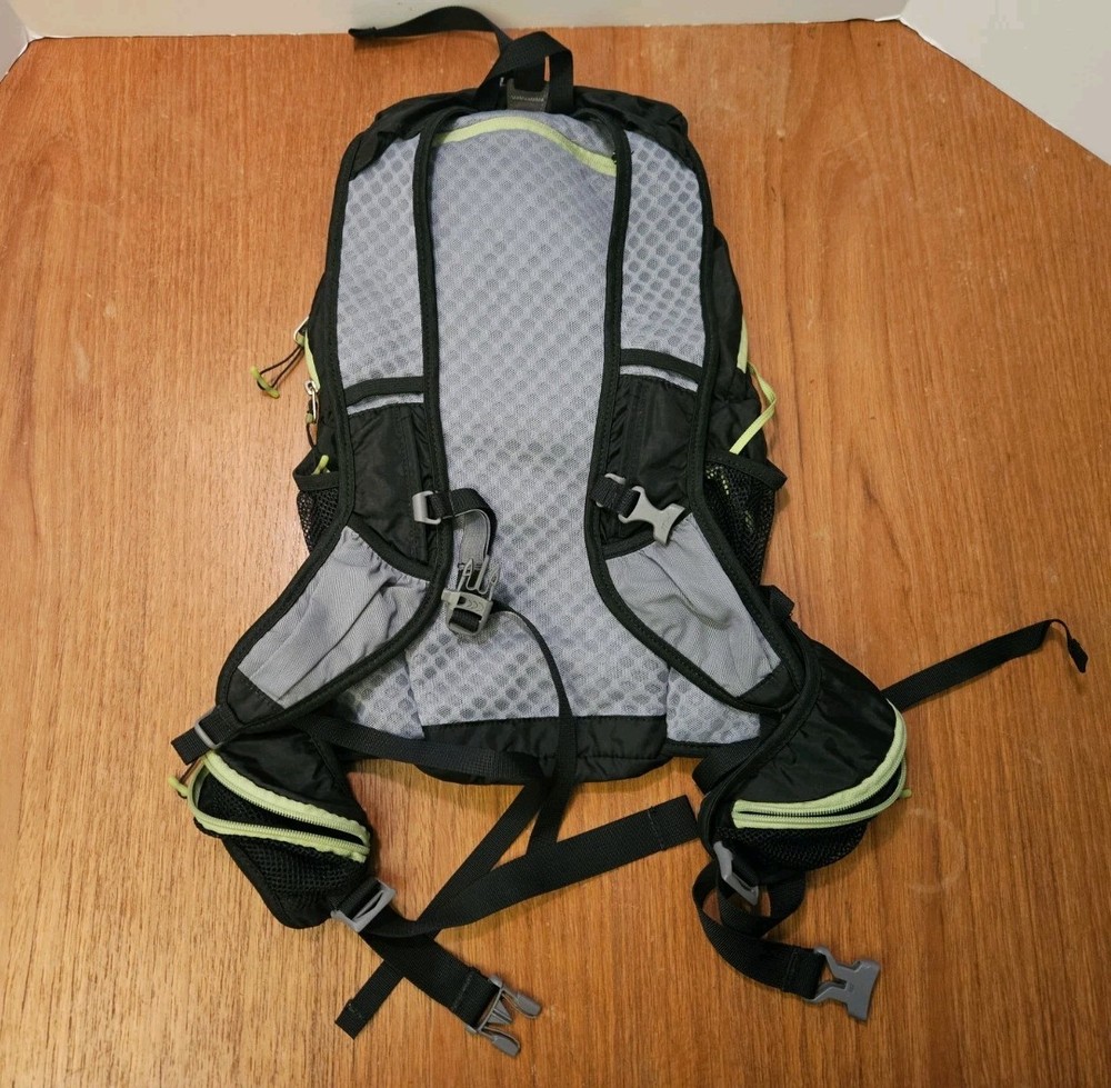 REI Flash 15 Hiking Daypack Backpack Black Gray Lime Hydration Compatible