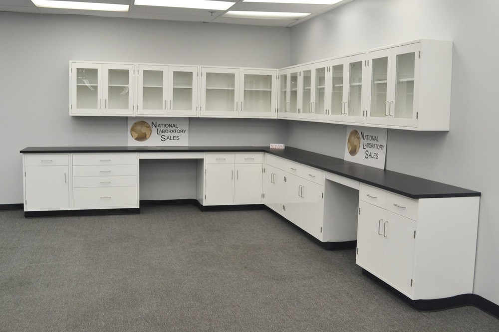 28' BASE 24' WALL Laboratory L Cabinet Group & Countertops / E1-190