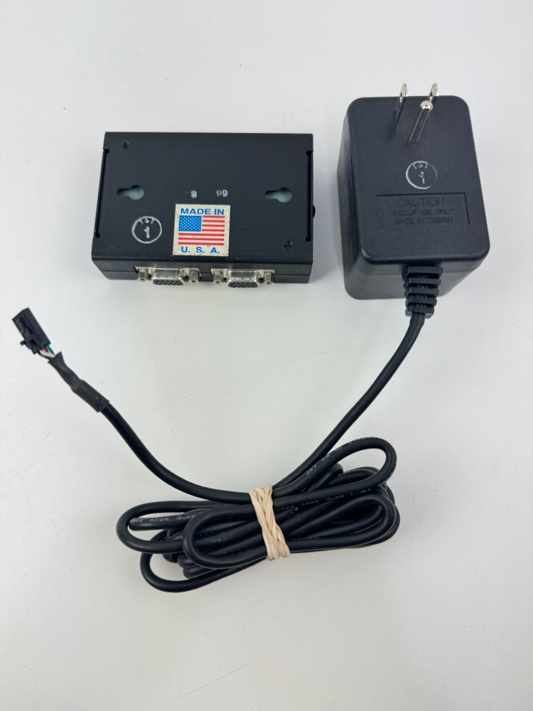 FSR CDA-2 Computer Video Distribution Amplifier w/ Power Supply