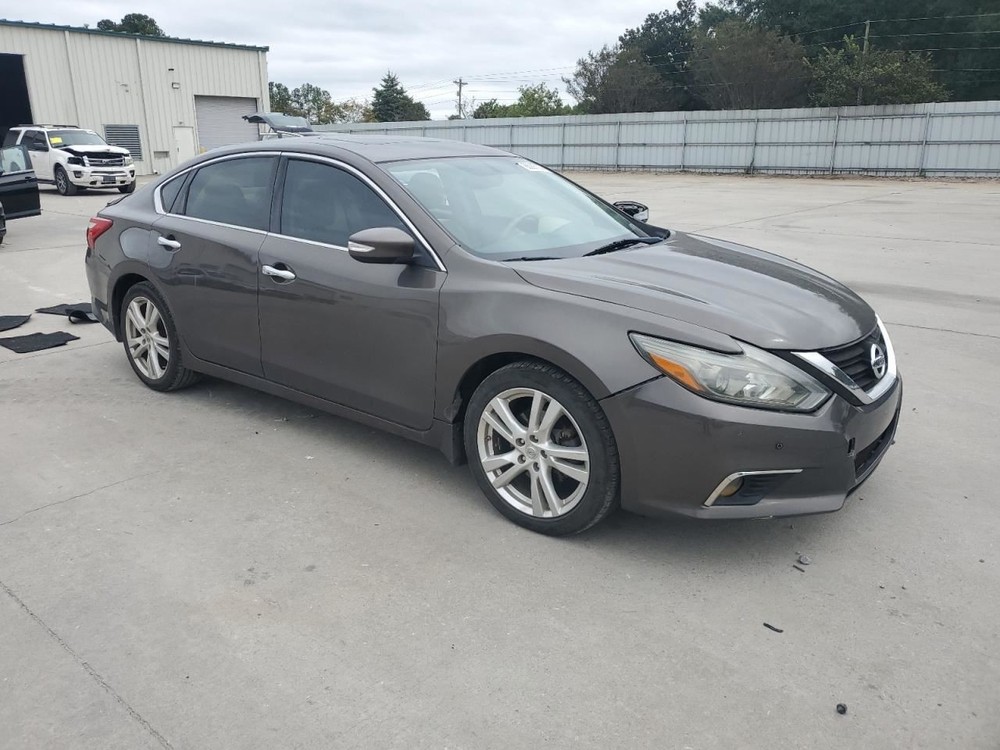 ALTIMA 2017 Glove Box 4910237
