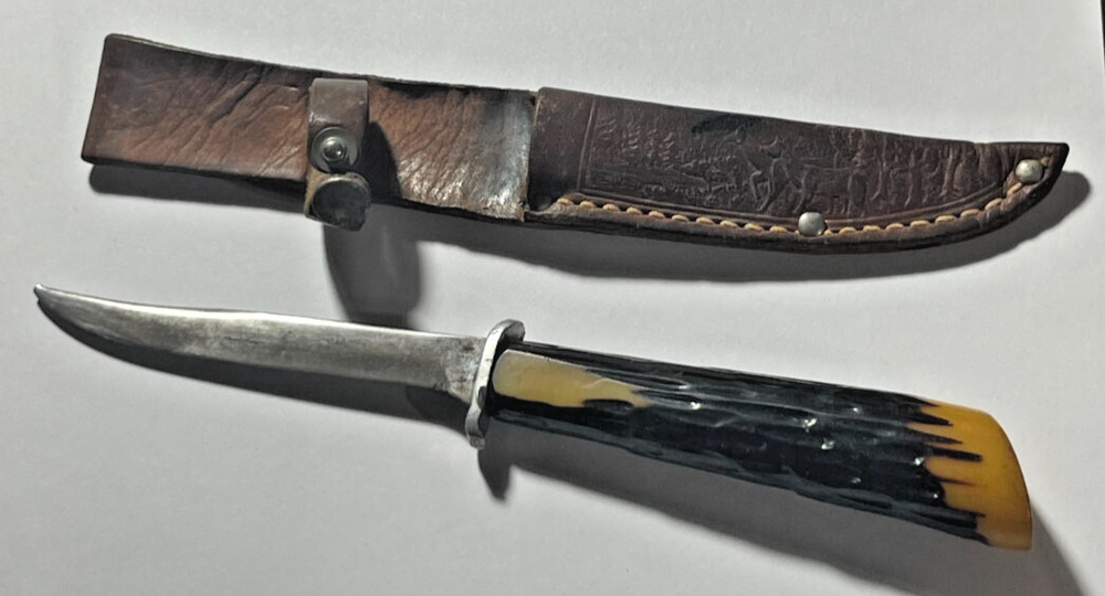 Vintage Fixed Blade Skinner Hunting Knive with Sheath