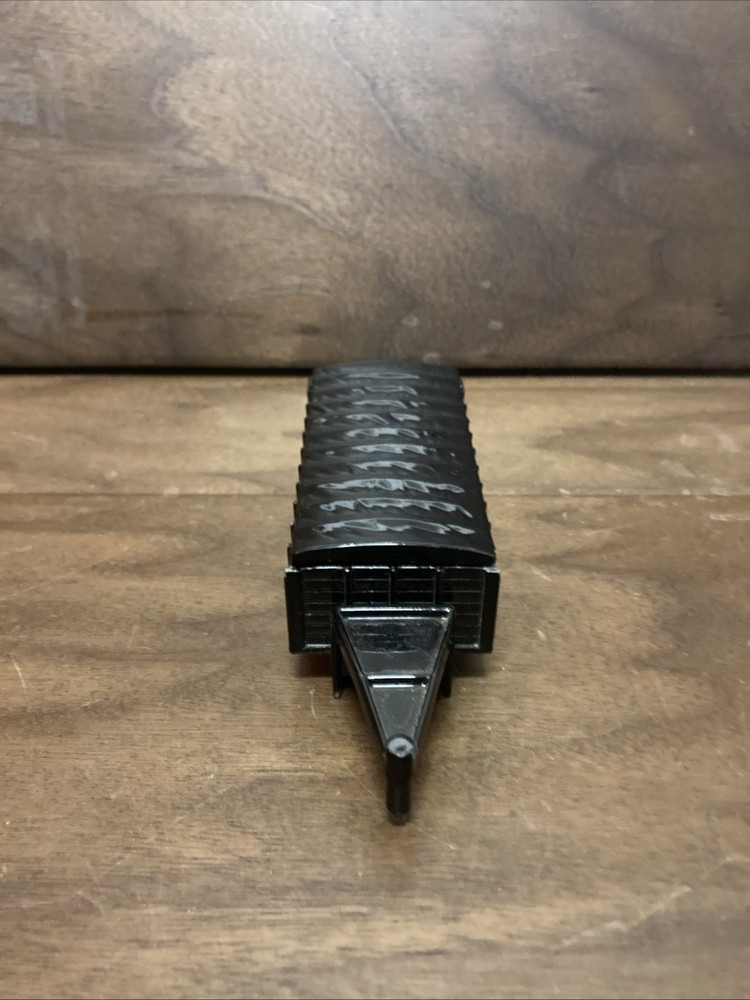 Tomy Scale Grain Trailer, Black