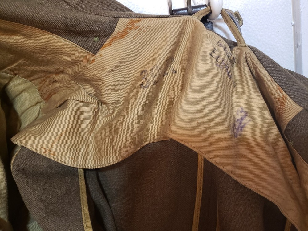 WWII ARMY OUTFIT