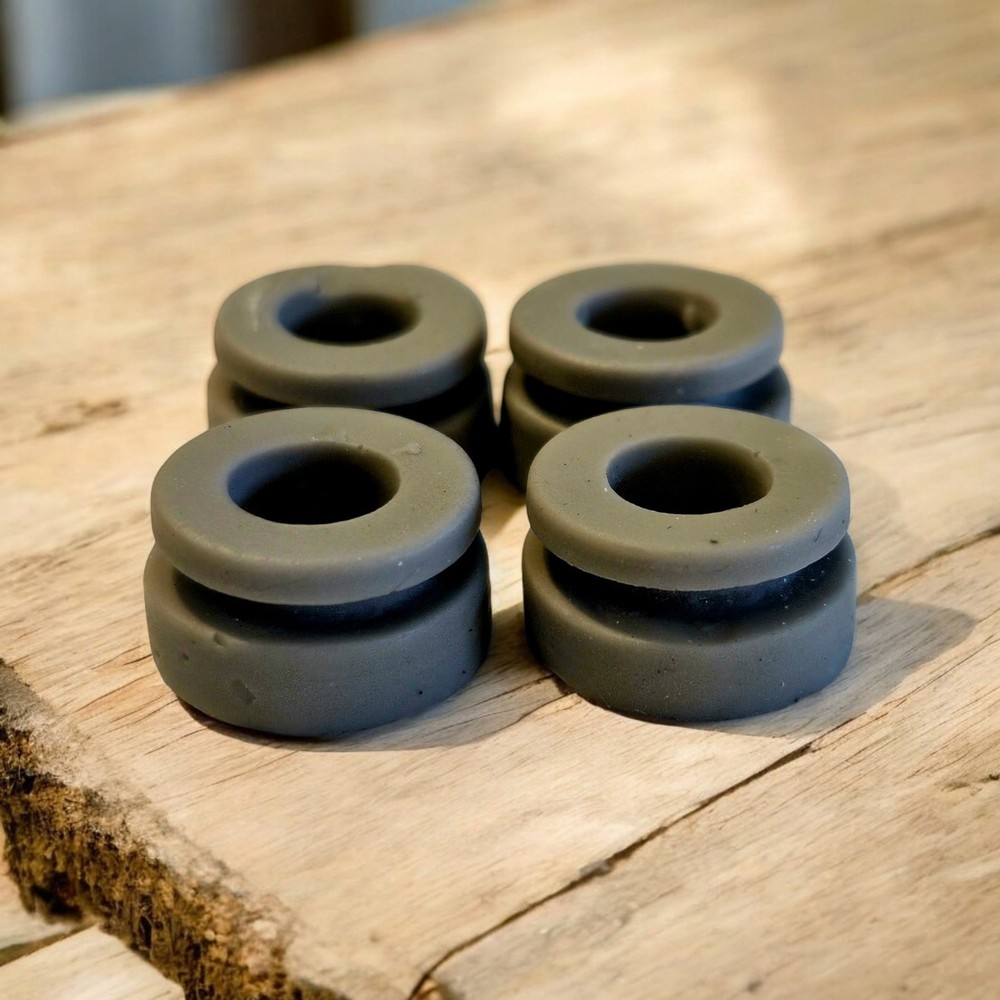 Erika 2-9 Replacement Typewriter Feet (4 ea)