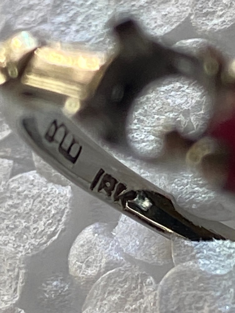 Garnet & Diamond Solid 18k White Gold 2 Stone Ring (MISSING ONE DIAMOND) size 6