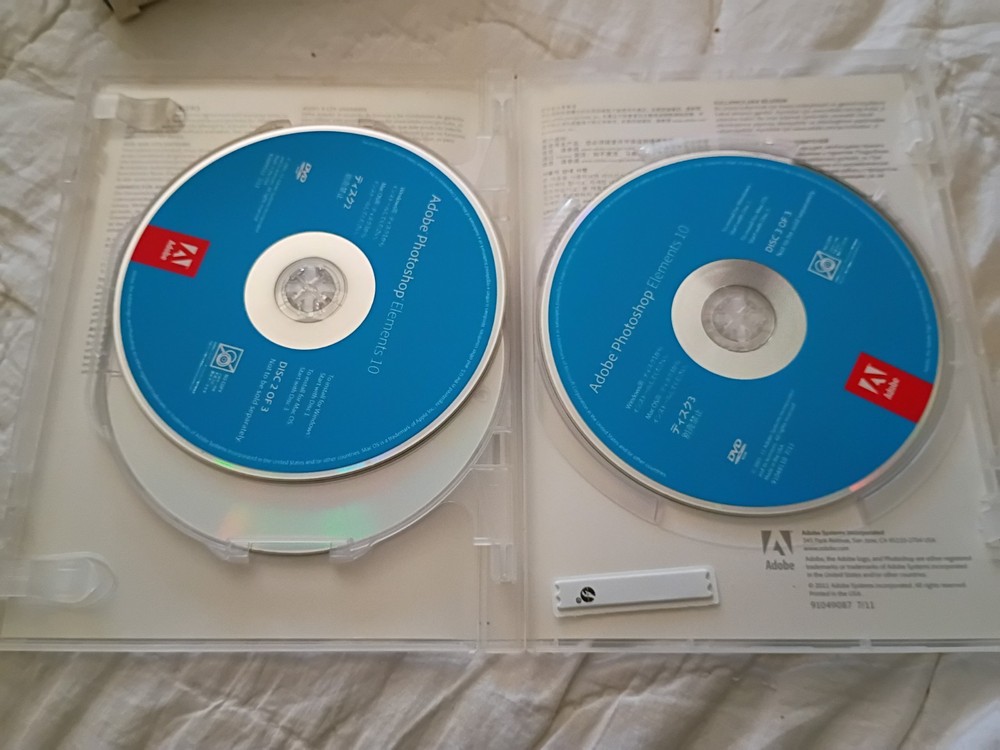 Adobe Photoshop Elements 10 for PC & Mac - Serial Number Included - Used