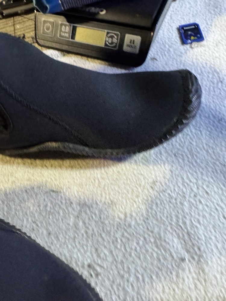 Deep Sea Ladies Size 8 Dive Boots