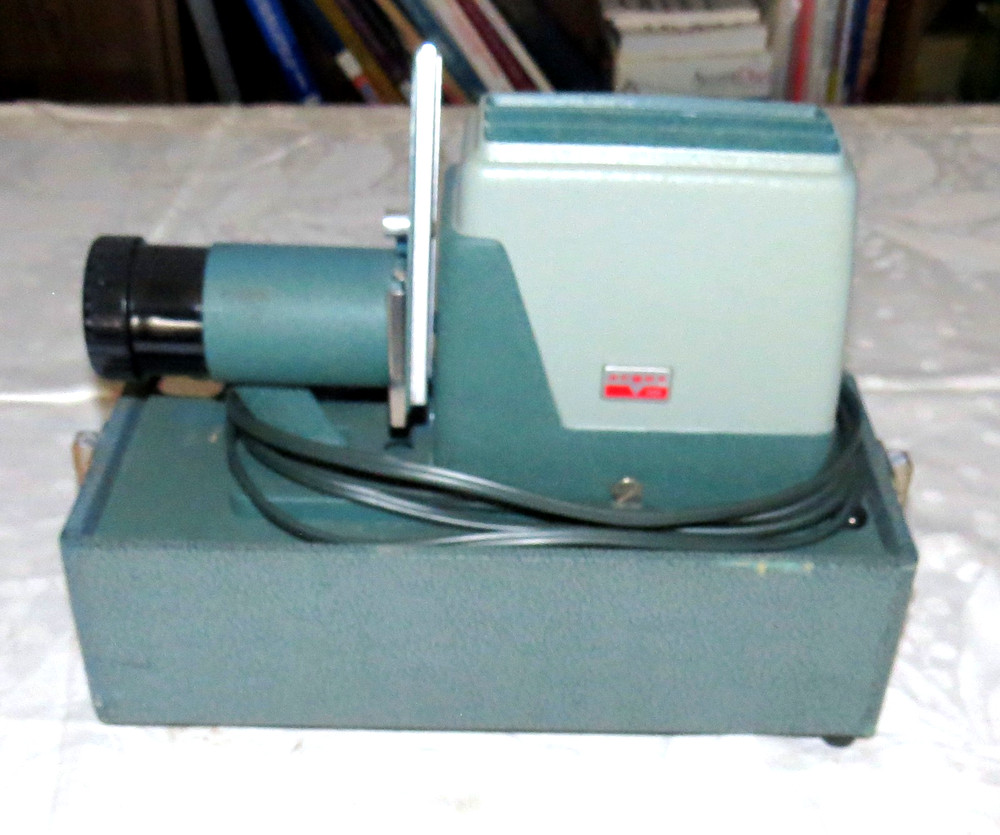 Argus 300 Slide Projector - Tested