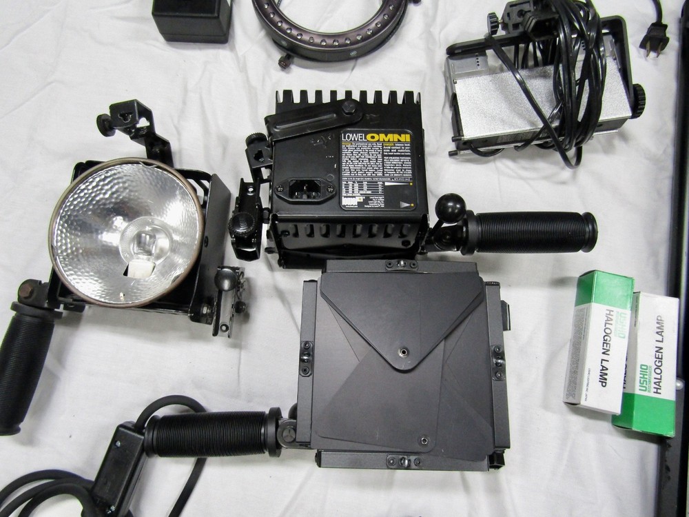 Lowel Omni Light, V-Light, Ring Light & Tripods Studio / Video Light Kit