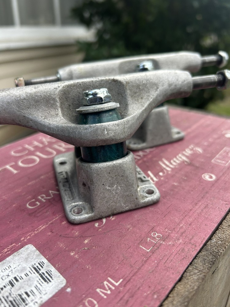 Tracker Trucks Dart TT 129/7.5 Inch