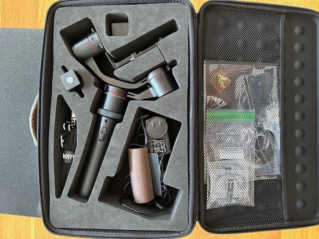 Pilotfly Adventurer 3-Axis Handheld Gimbal XLT Condition - OPEN BOX