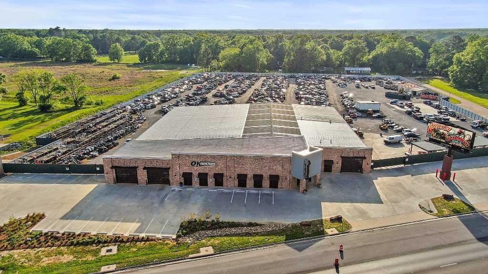 17 DODGE RAM 1500 5.7L AIR SHUTTER