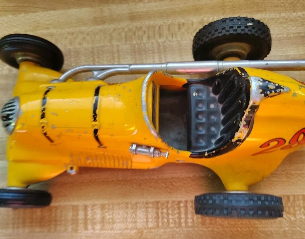 Roy Cox Thimble Drome Champion 28 tether car