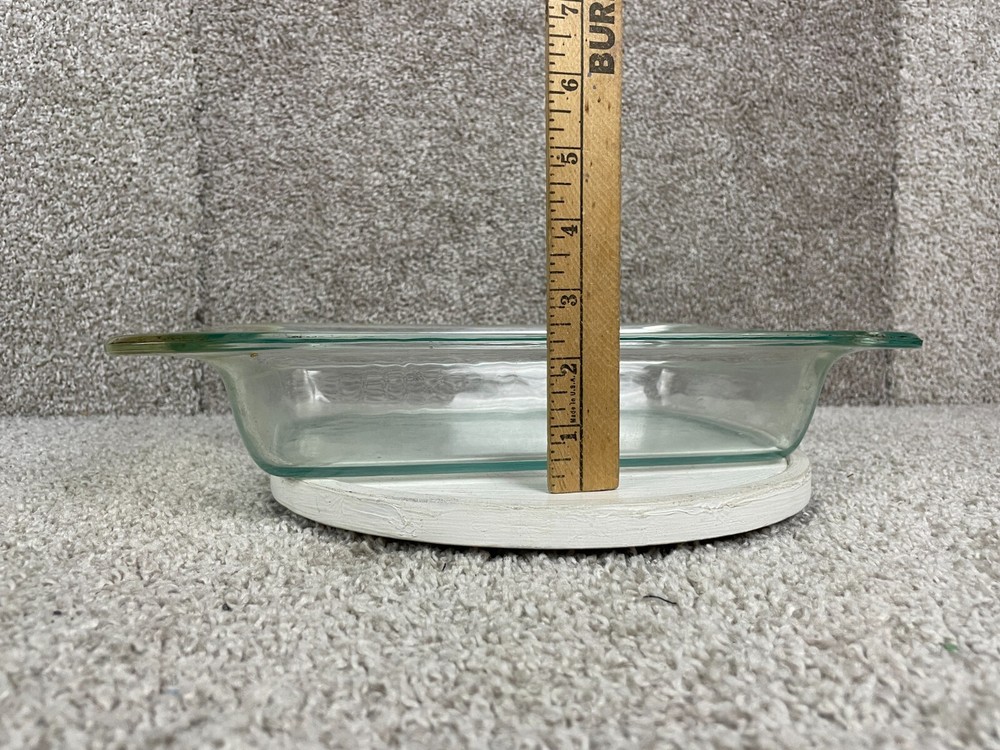 Pyrex C-232 Easy Grab Clear Glass Rectangular Baking Dish 2 Quart 1.9 Liters