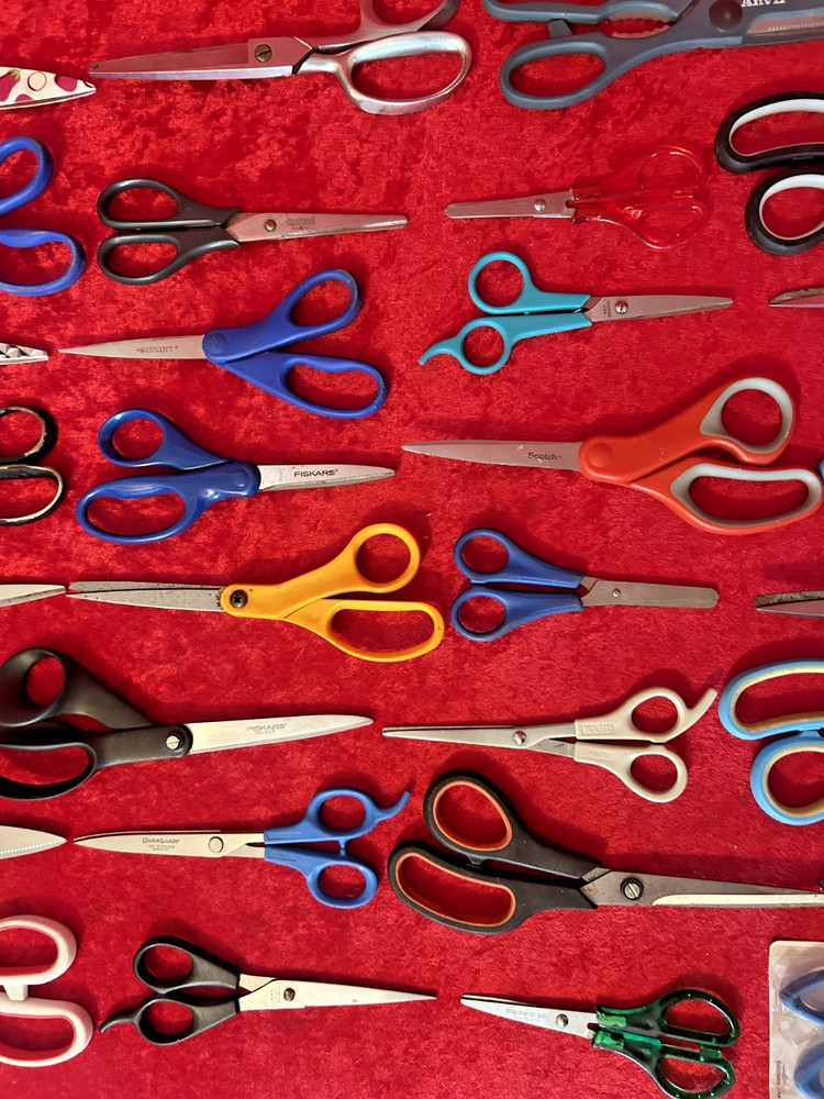 Lot of 32 Assorted Scissors Shears