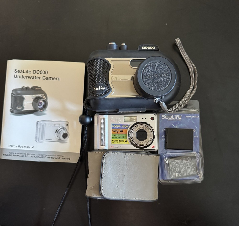 SeaLife DC 600 Bundle