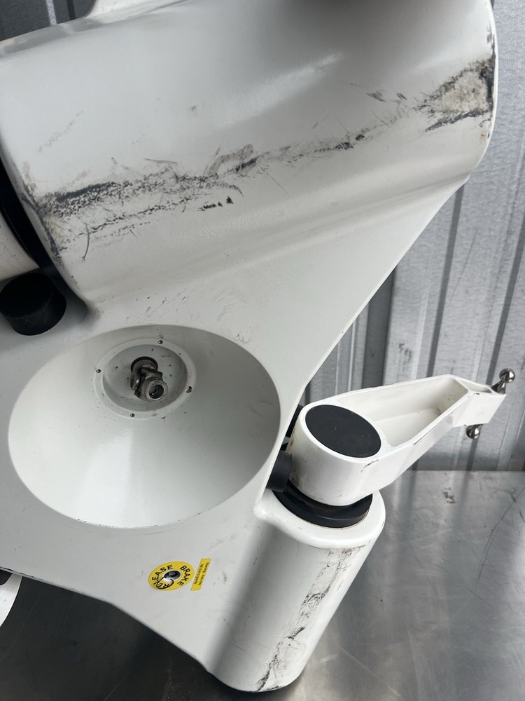 2018 Adept Omron Hornet 565 High Speed Picking Picker Robot