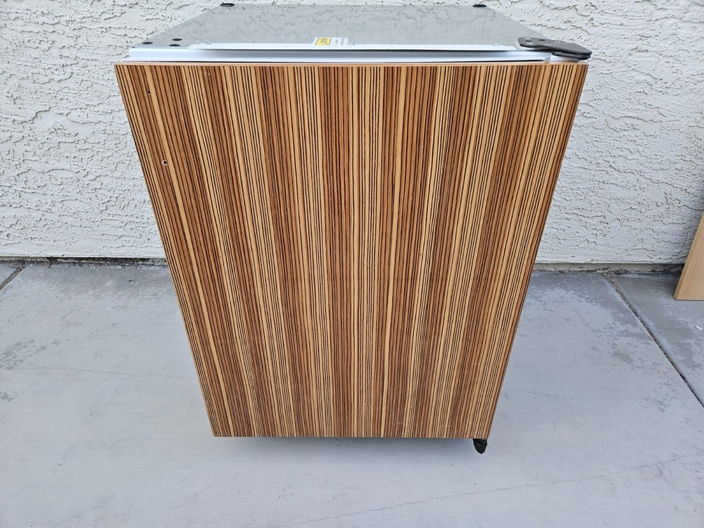 Sub-Zero UC24C - 24 Inch Built-in Undercounter Refrigerator /Freezer Panel Ready