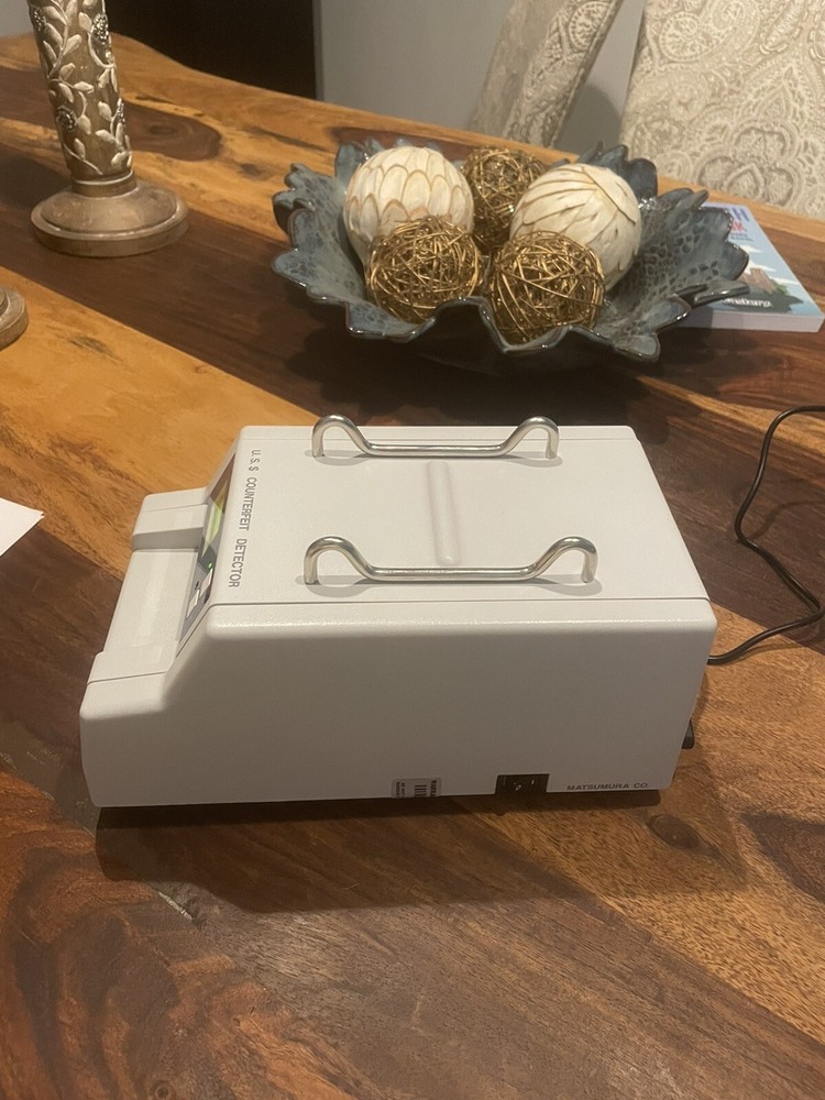 Counterfeit Money Detector Machine