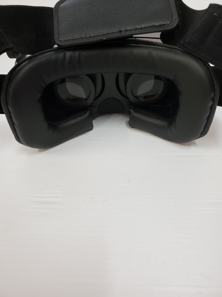 AUKEY VISION VR Headset VR-( Untested)