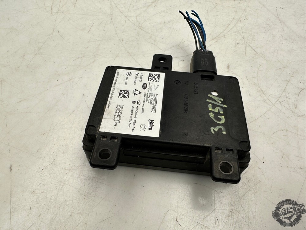 2017-2020 JAGUAR XE XF F-PACE REAR LEFT / RIGHT BLIND SPOT SENSOR CONTROL MODULE