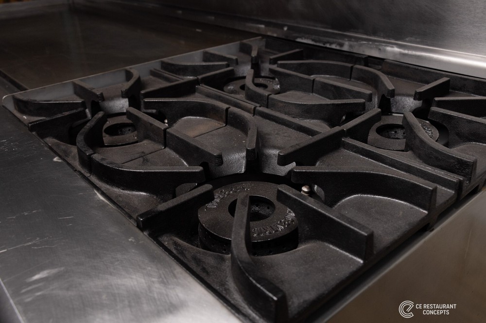 6 Burner Gas Range w/ Griddle